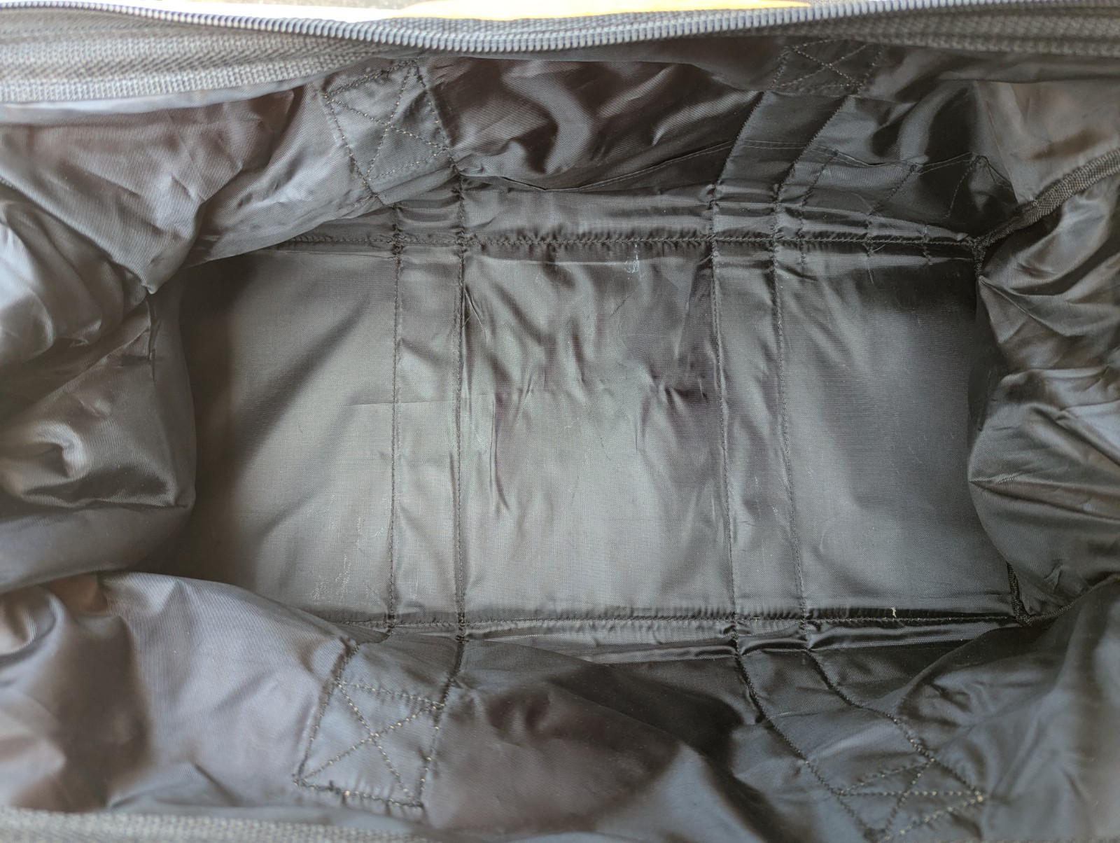 New Ridgid 22″ X 10 ” X 13 Large Heavy Duty 6 Pocket Tool Bag