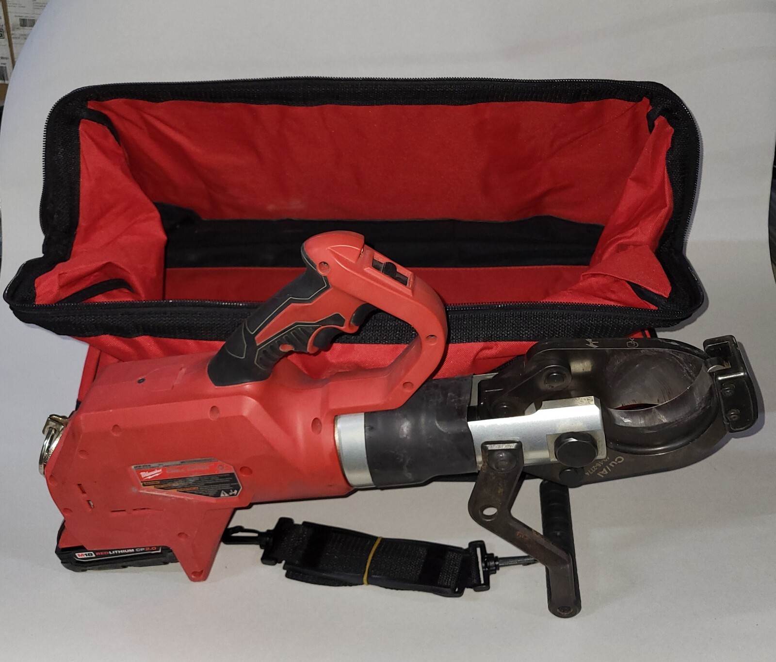NEW Milwaukee Bag 24″ long Fits Underground Cable Cutter 2776-20 BAG ONLY