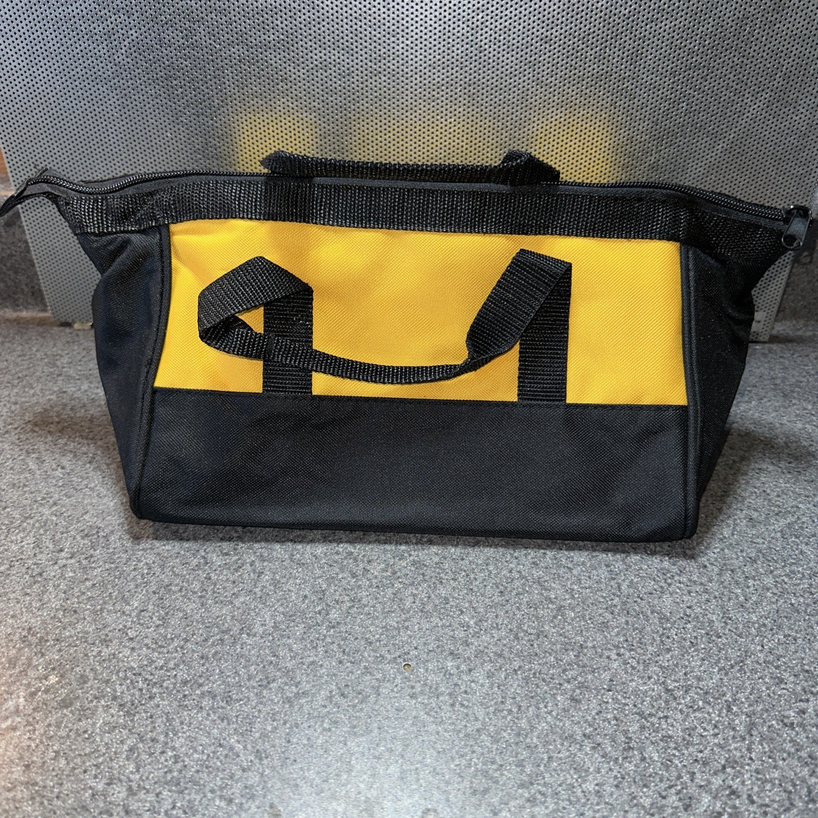 DEWALT 12 Inch Zip Close Tool Bag Yellow NEW