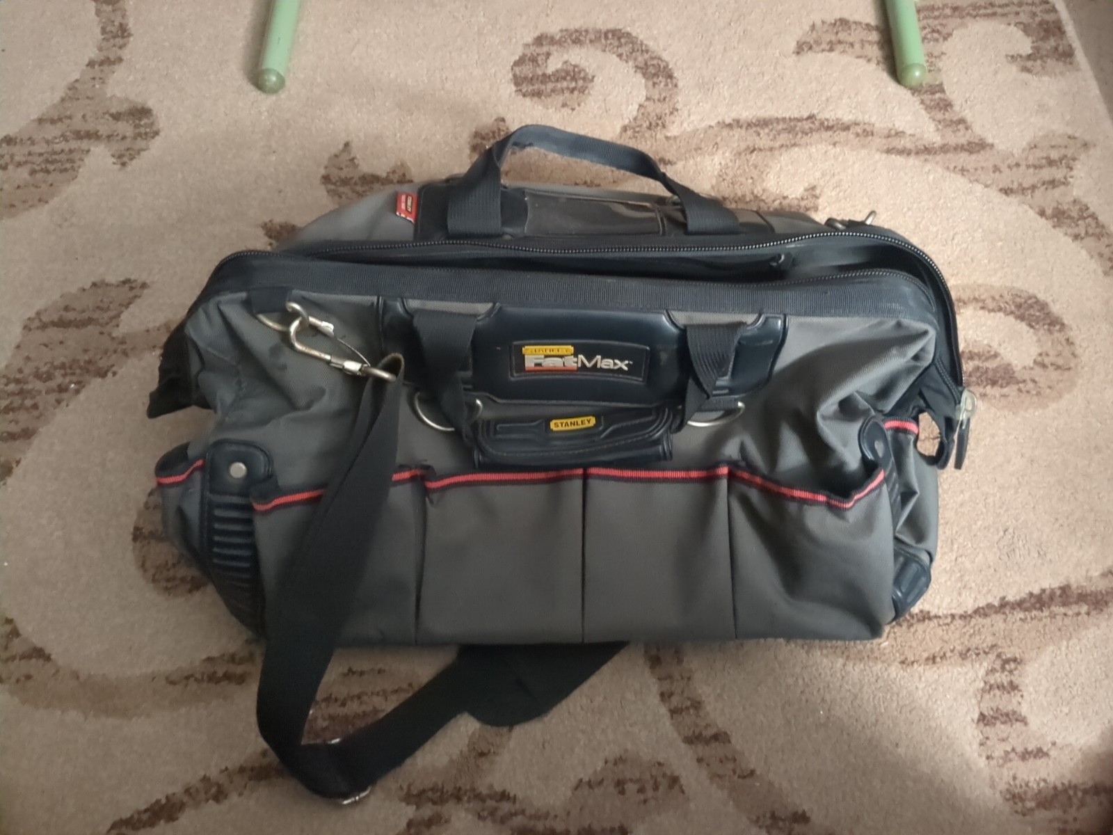 9U-STANLEY 18″ multi-tool FATMAX soft case w/ 11 side pockets