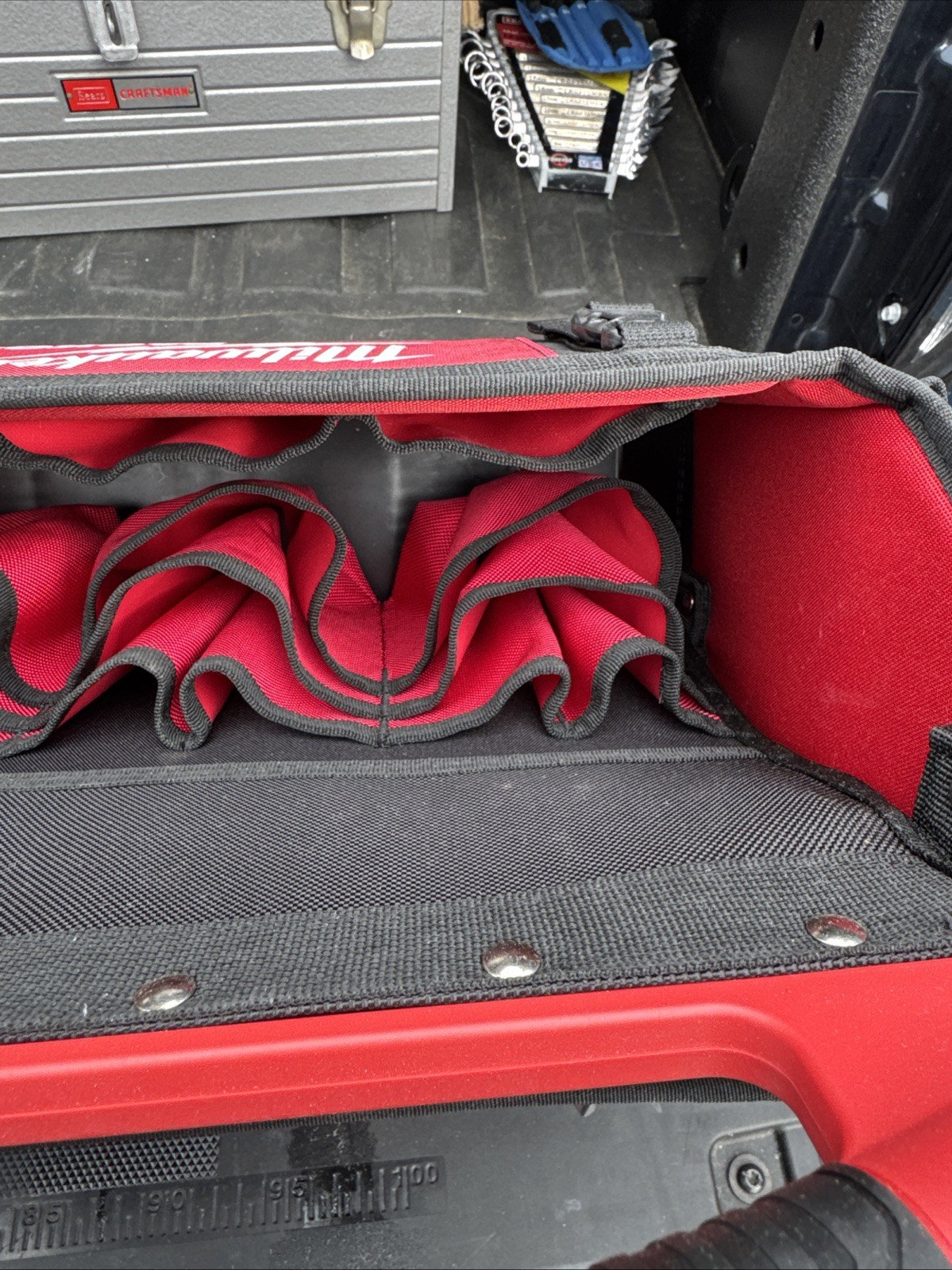 Milwaukee Tools 48-22-8315 PACKOUT 15 in Storage Tote