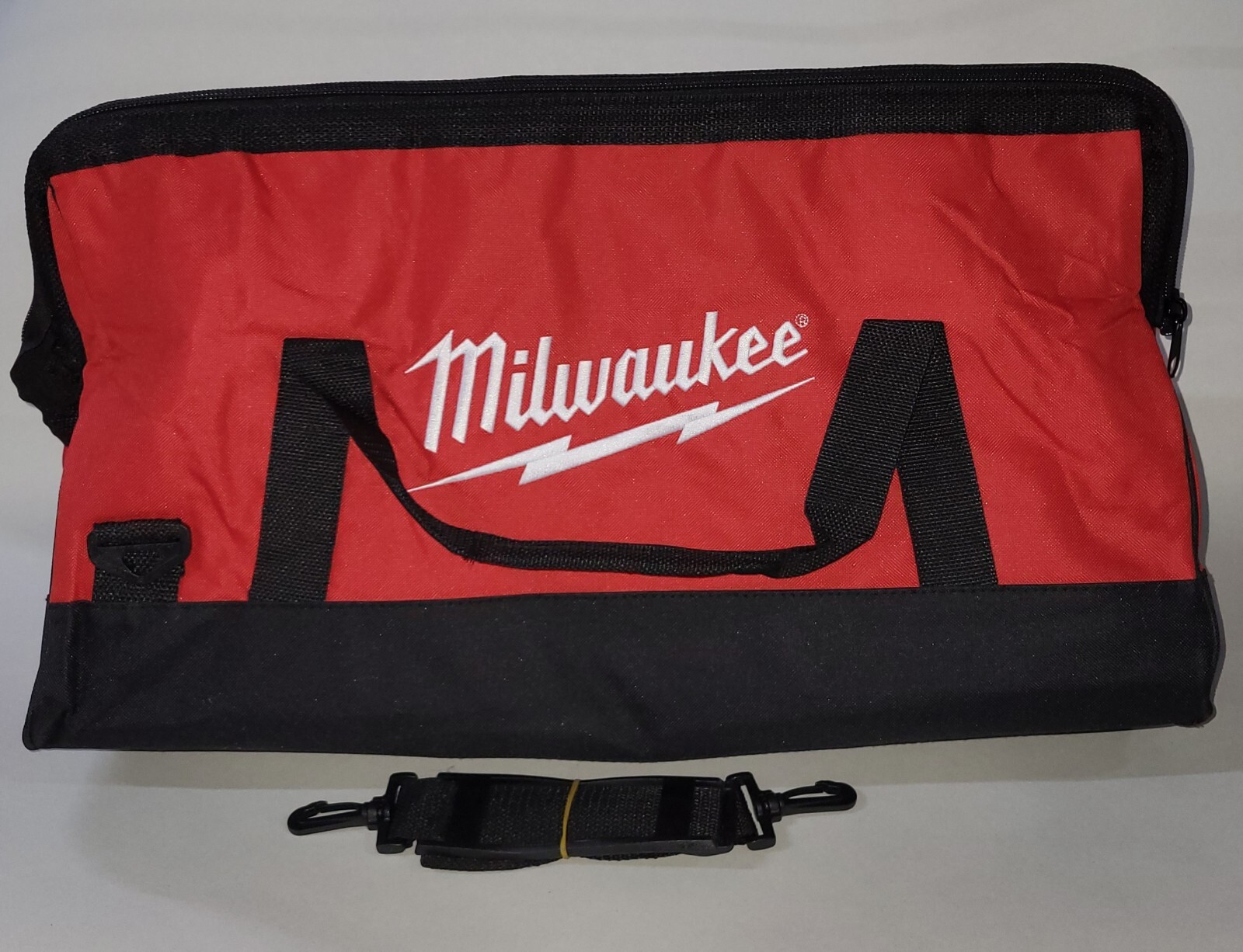 NEW Milwaukee Bag 24″ long Fits Underground Cable Cutter 2776-20 BAG ONLY