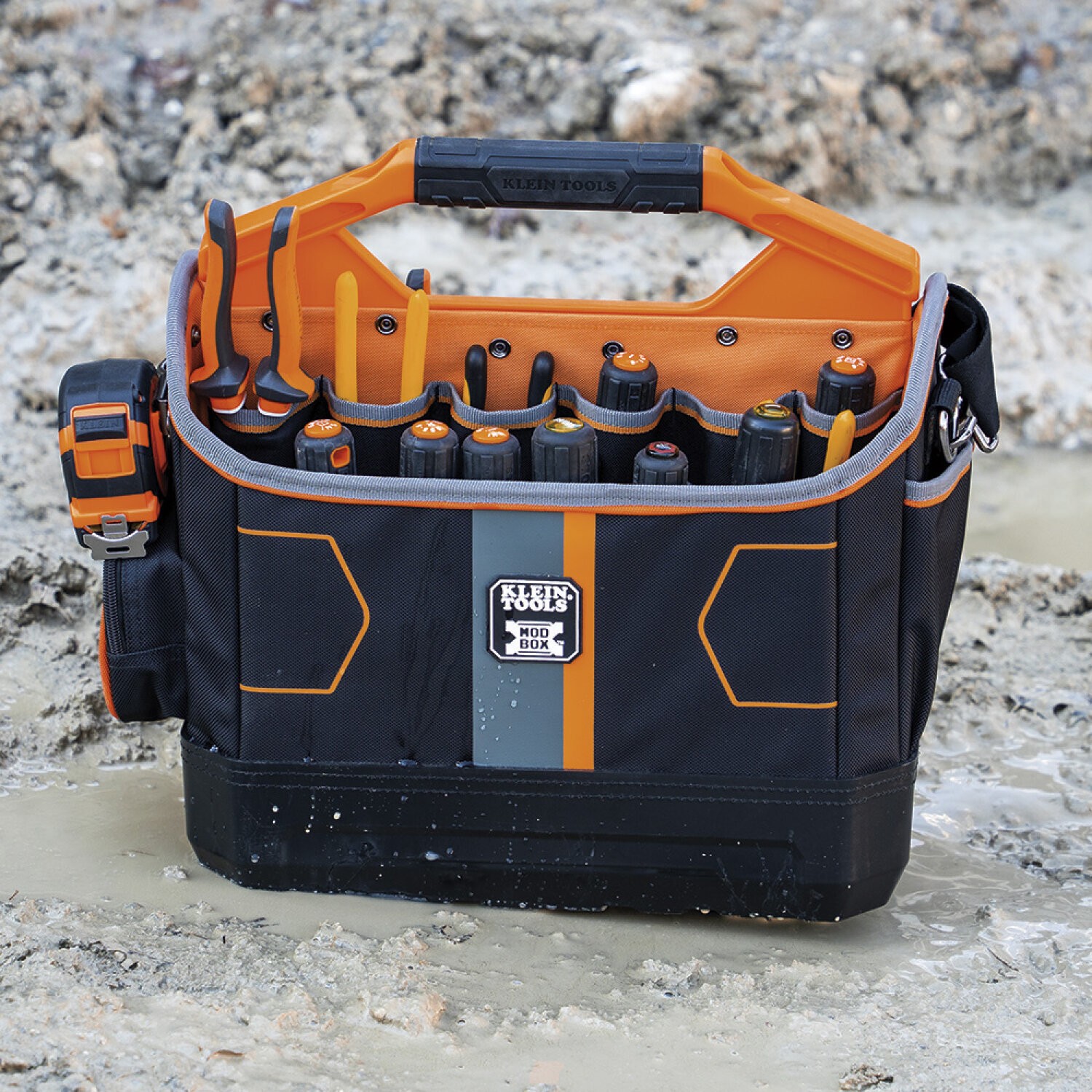 Klein Tools 62202MB Tool Bag Hard Molded Polypropylene Bottom 33 Pockets NEW US