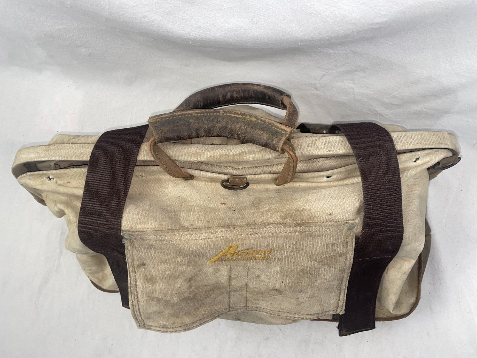 ACTION WORK PRODUCTS 16″ WHITE CANVAS LEATHER TRIM WORK TOOL BAG