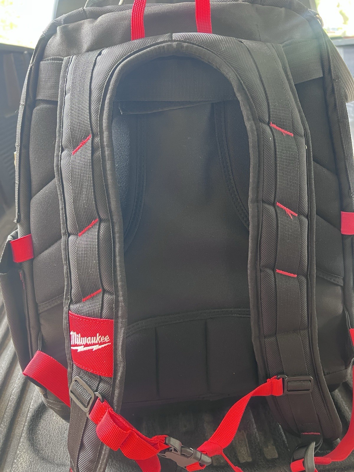 Milwaukee 48-22-8301 48-Pocket Tear-Resistant PACKOUT Modular Storage Backpack