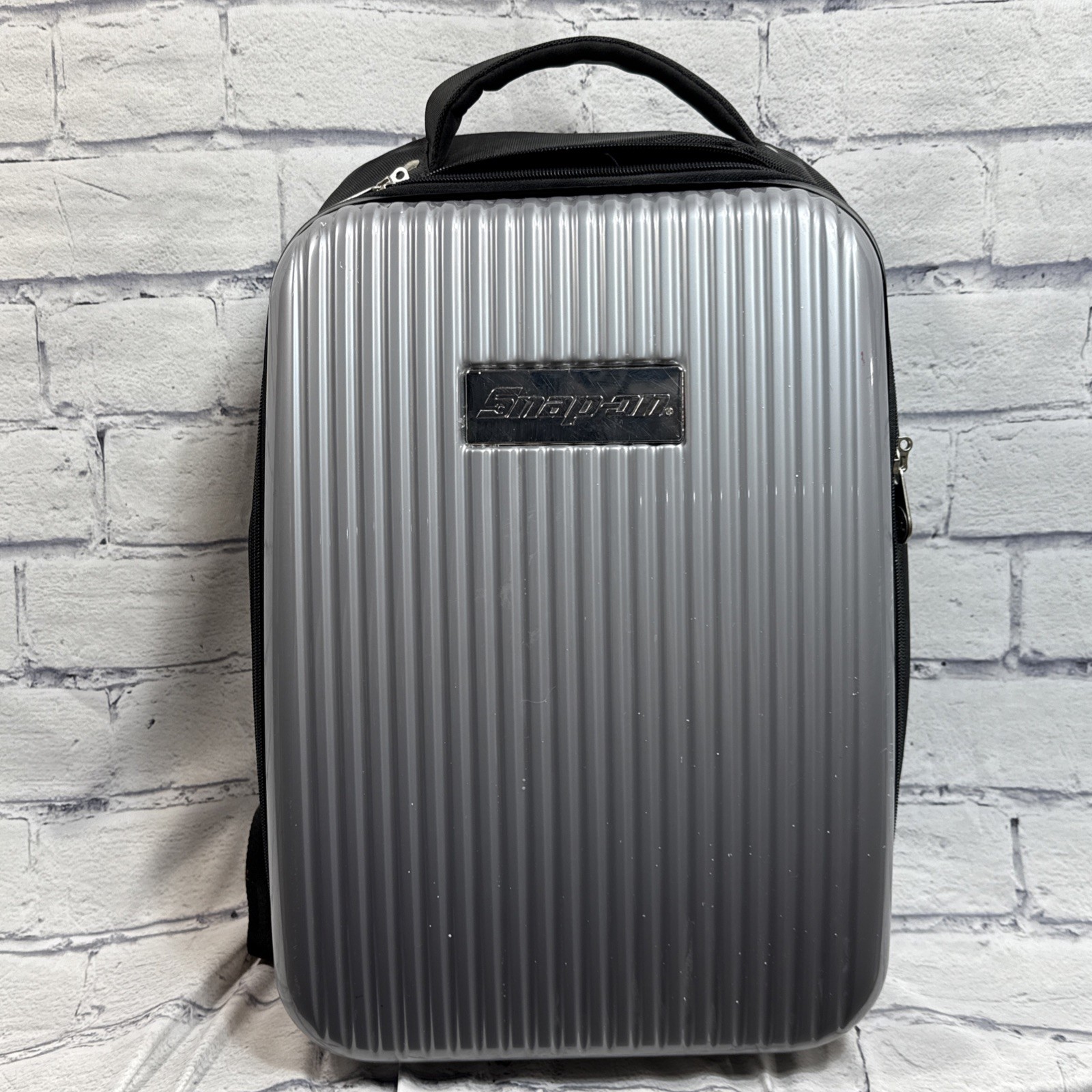Snap-On Luggage Backpack Hard Cover Clam Shell Black Silver Carryon Laptop Bag
