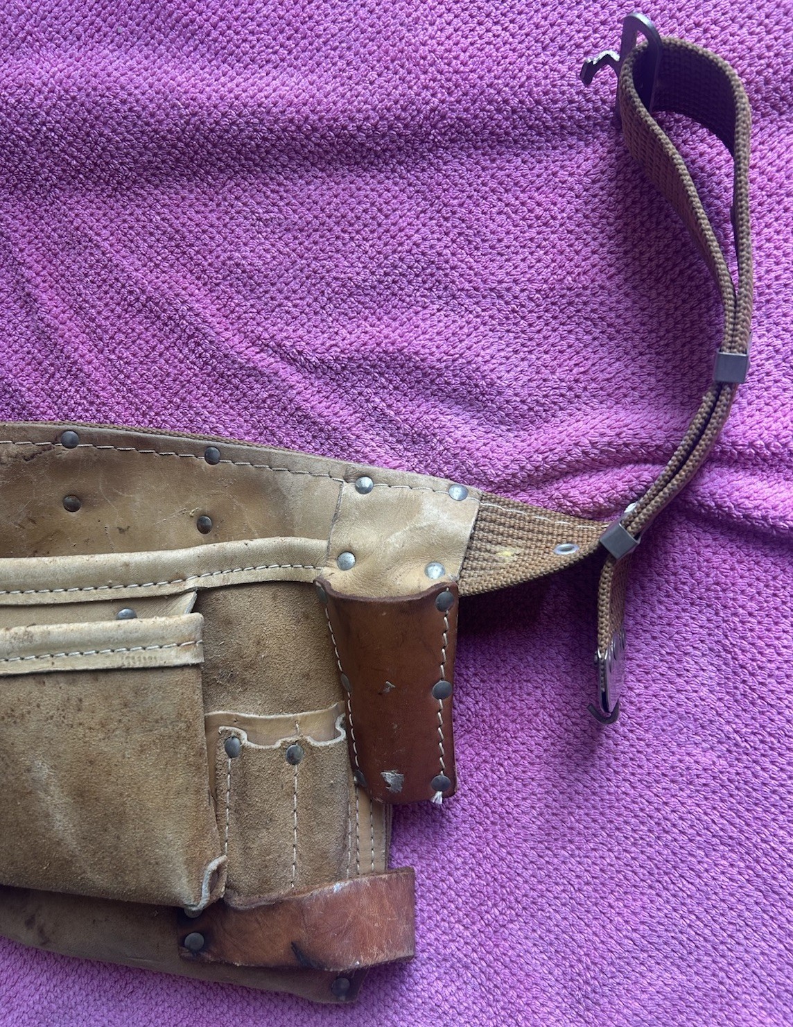 Vintage Atchison Leather – Leather Neck 427-TE multi pouch Tool Belt – USA Made!