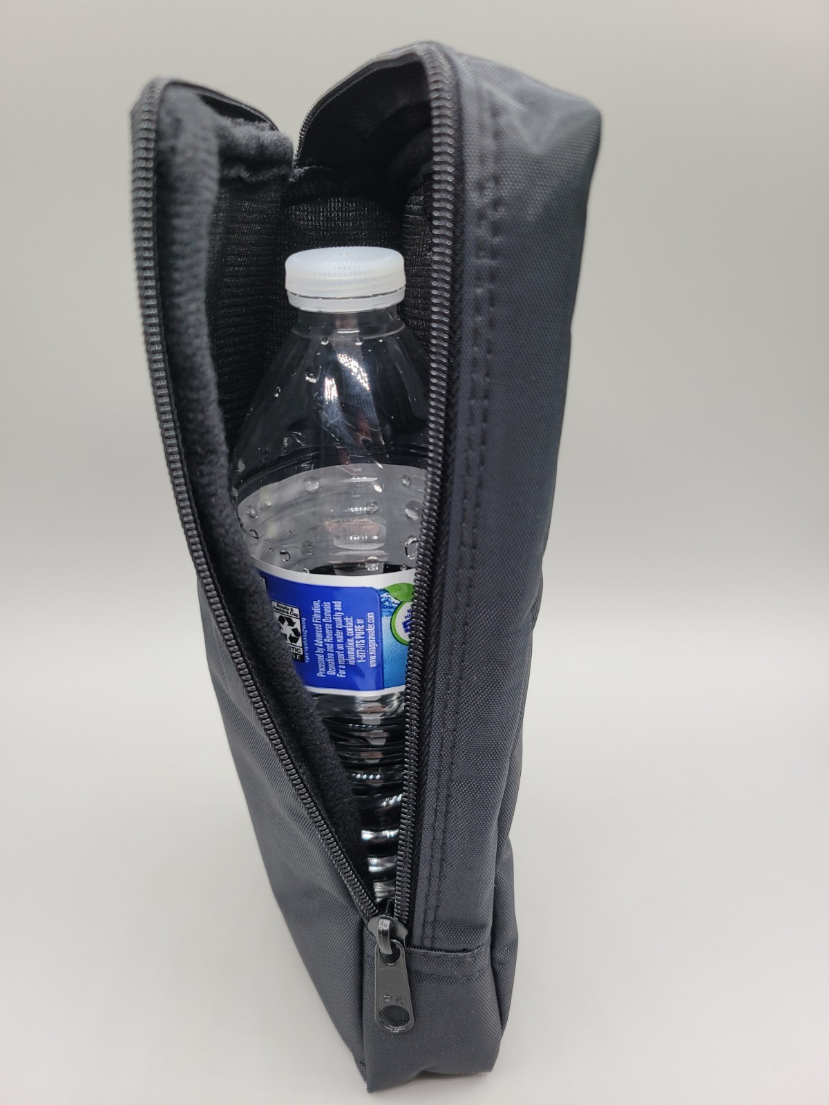 New Soft Carrying Case Polyester 9″ H x 4″ W Inside Pocket Black Zippered Holder