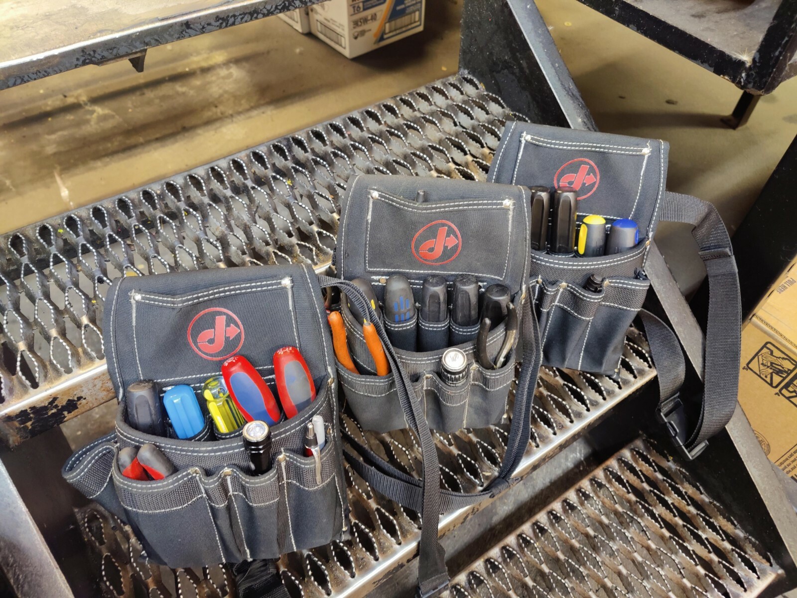 Gatorback B640 Tool Belt & Pouch Combo. 12-Pocket Utility Pouch.
