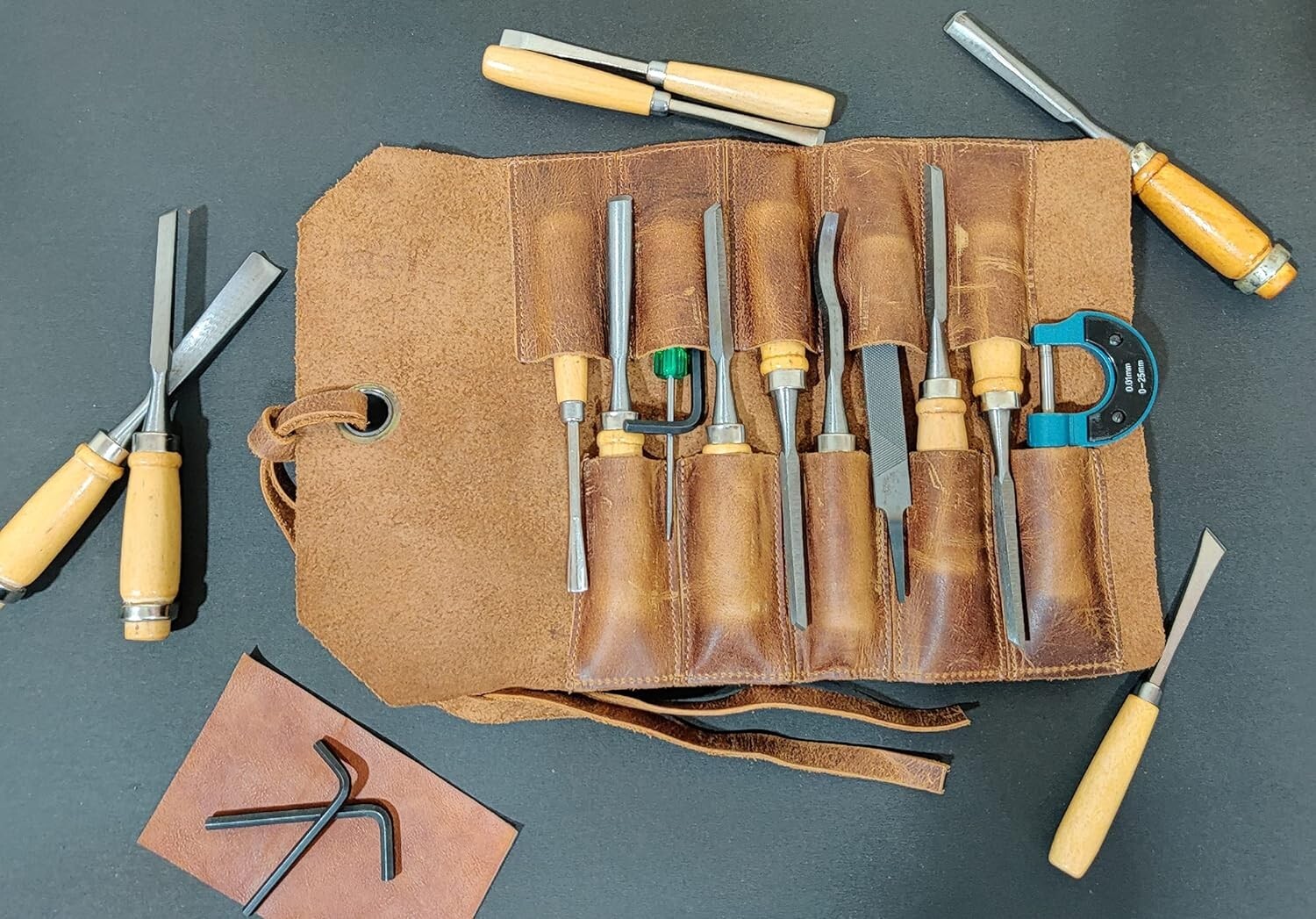 Leather Tool Roll Pouch – Wrench & Chisel Organizer Bag for Craftsmen Tools