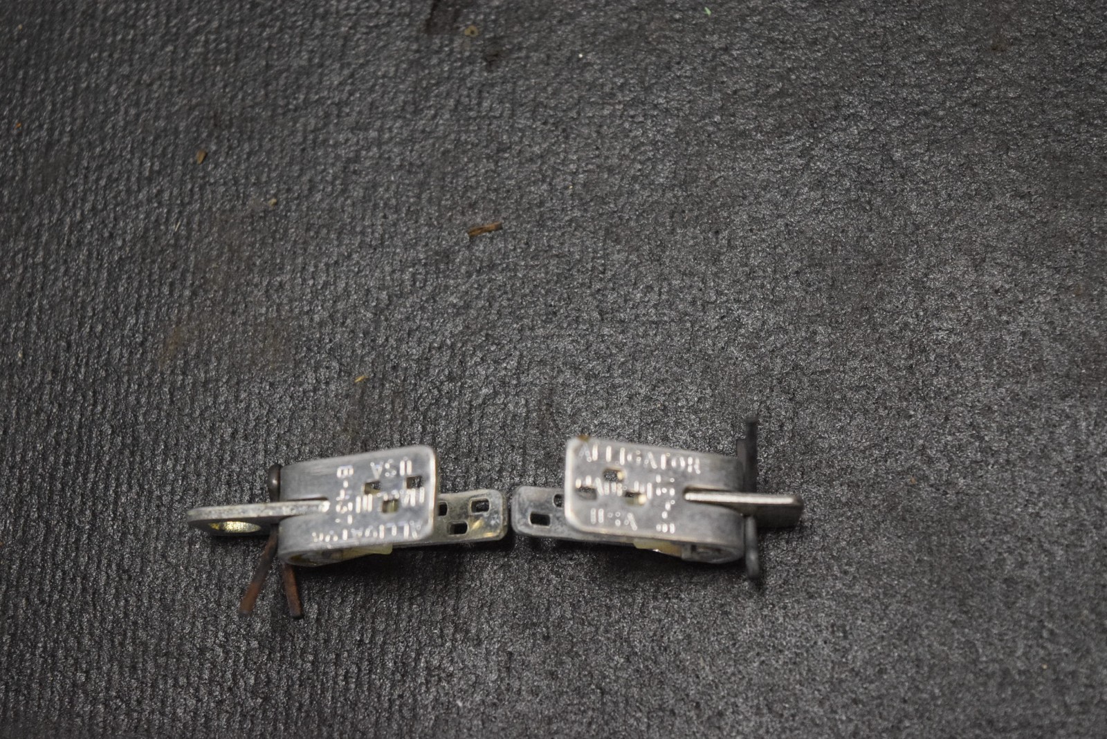 NOS Alligator No. B-437 “B” Section V Belt Fasteners-Sealed pack of 10 ORIGINAL
