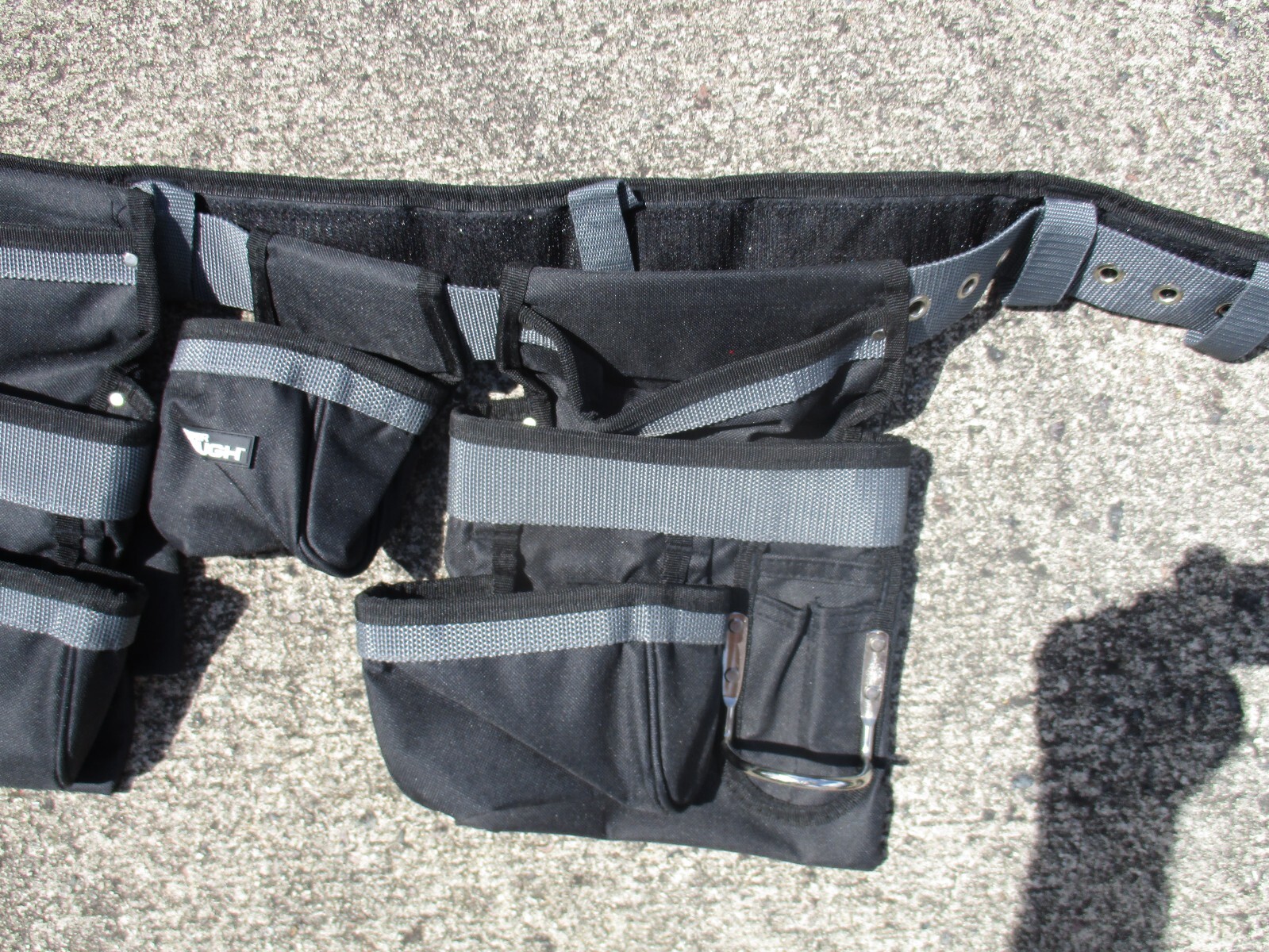 NEW ADJUSTABLE TOOL RIG BELT CARPENTER ELECTRICIAN FRAMERS Fits up to 54in waist