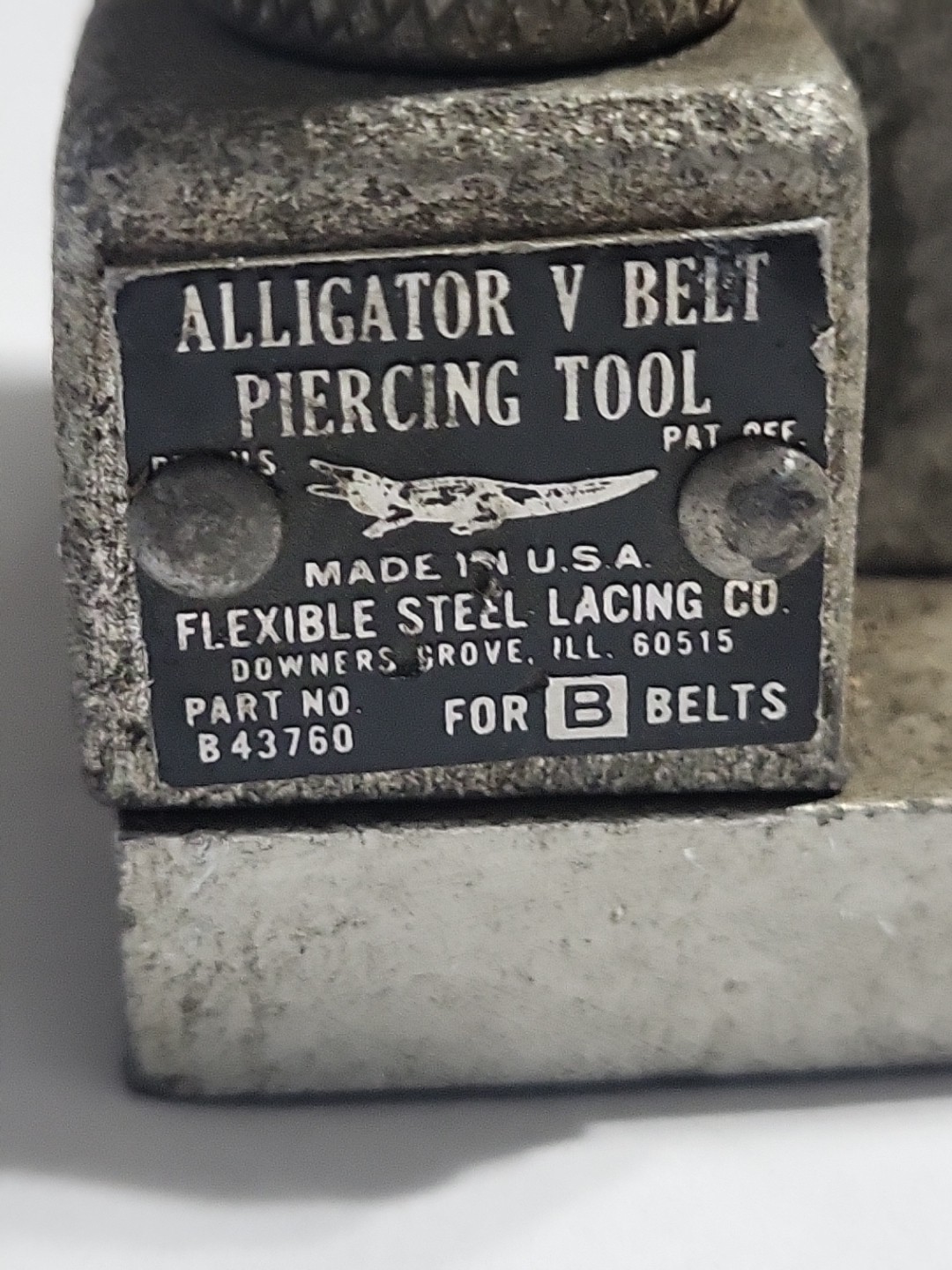 2 Alligator V-Belt Piercing Tools B43860 For B Belt B437 Fasteners B43755 Holder