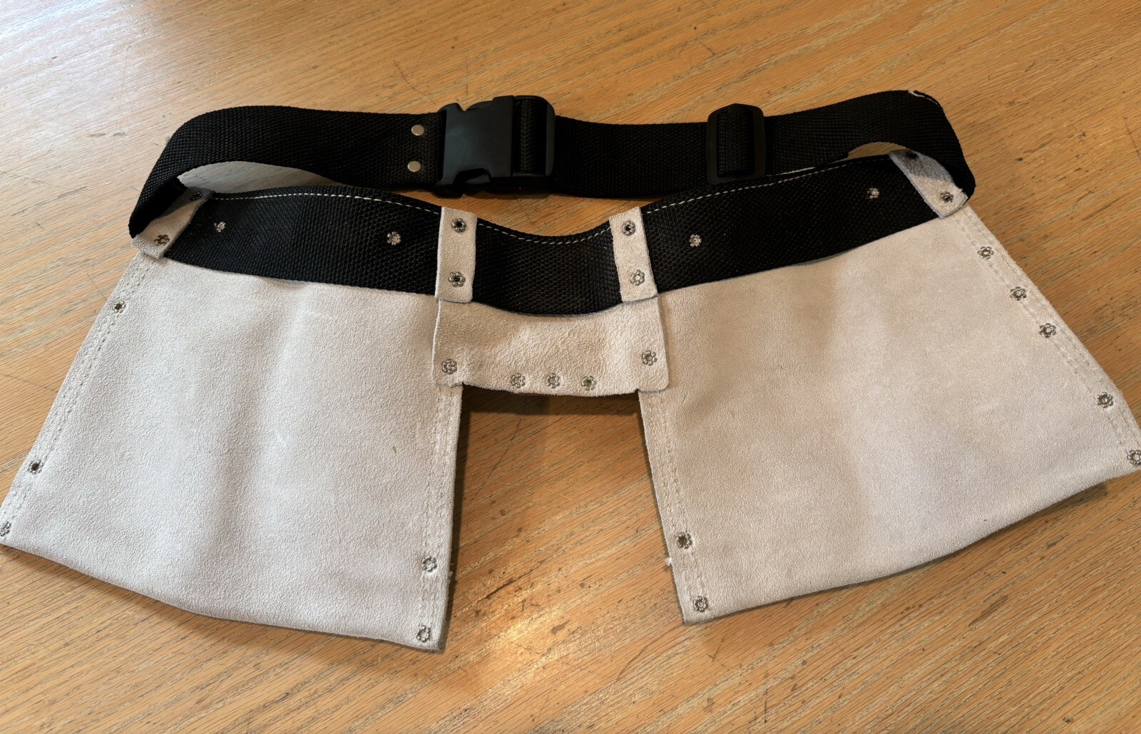 17493X CLC Custom Leather Craft TOOL BELT Carpenter Pouch Grey ADJ BELT Like New