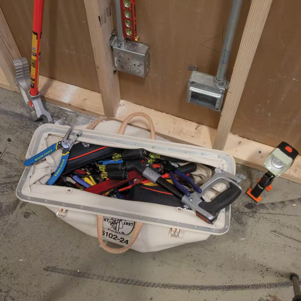 24 In. Canvas Tool Bag Free Ship NEW