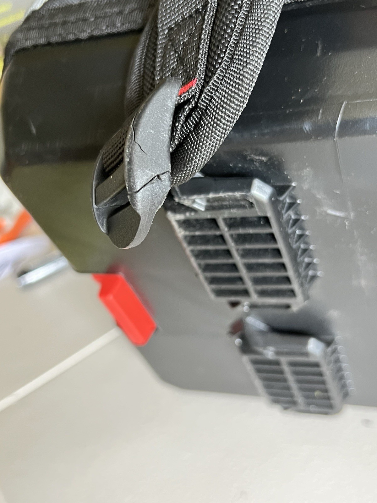 Milwaukee 48-Pocket Tear-Resistant PACKOUT Modular Storage Backpack NEEDS REPAIR