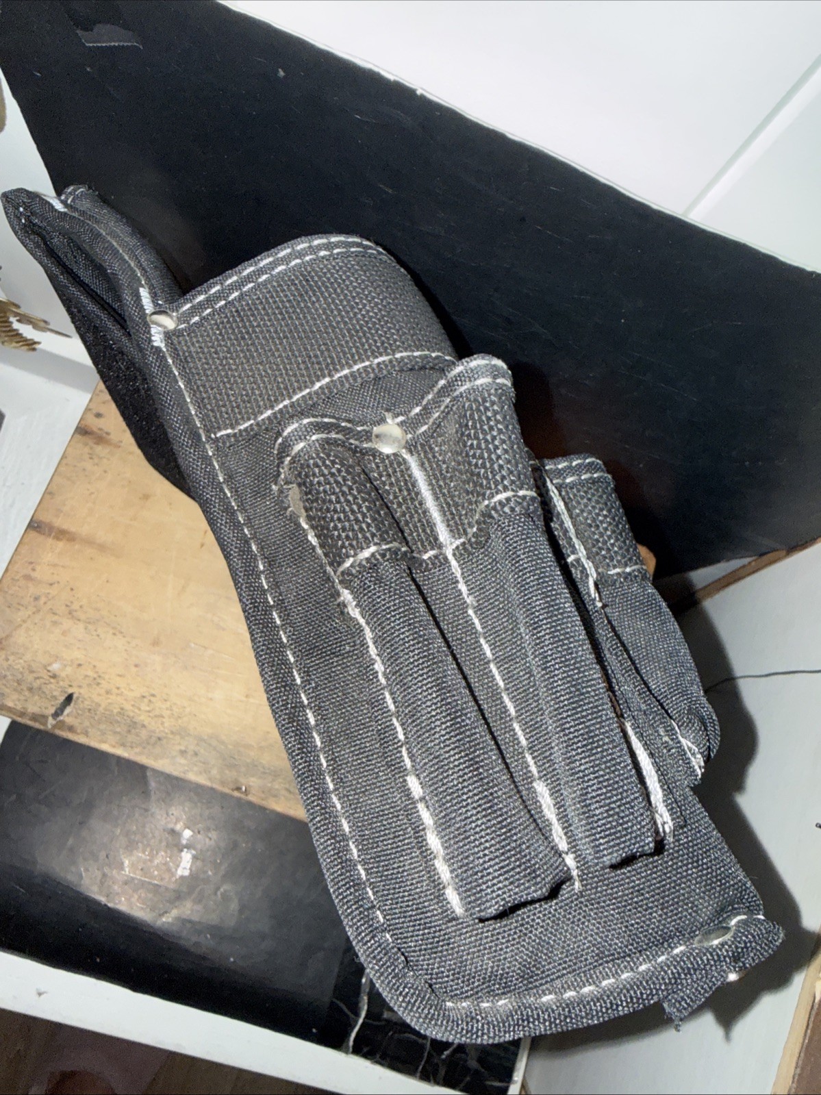 New Contractor Pro Gatorback Electrician’s 18-Pocket Tool Pouch – P/N B201