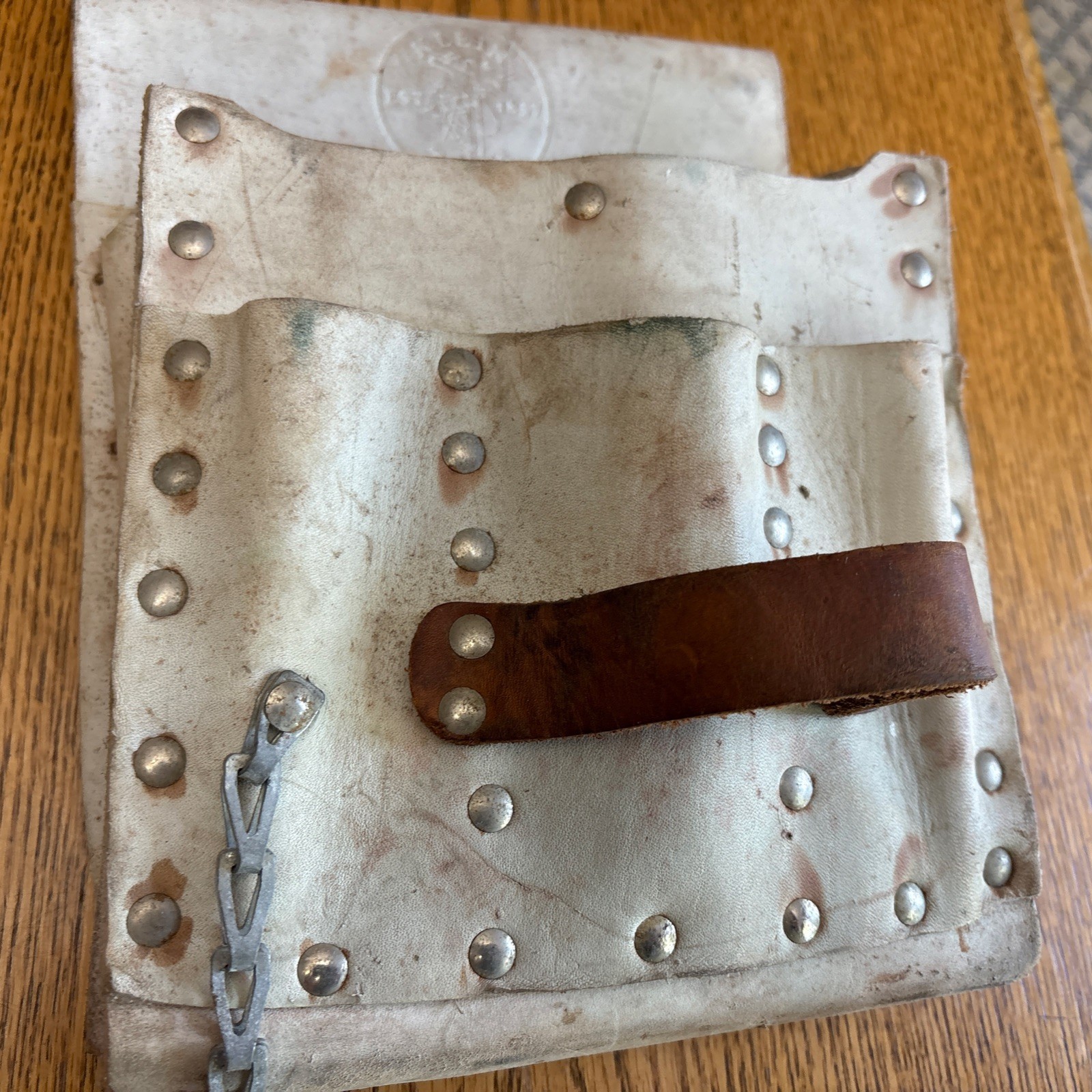 KLEIN TOOLS 5166~7 POCKET WHITE LEATHER TOOL POUCH CHAIN TAPE THONG MADE IN USA