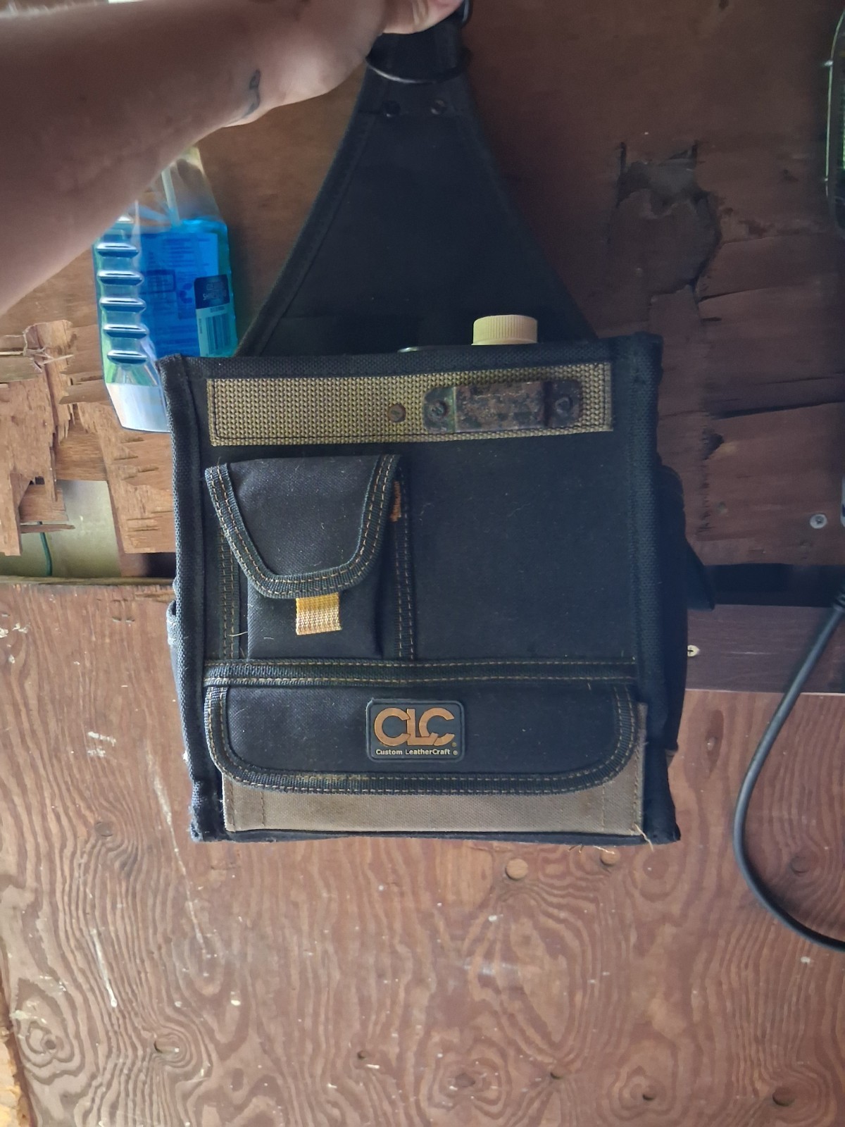 CLC Custom LeatherCraft Tool Pouch with Pockets, Black/Tan, 1 Item