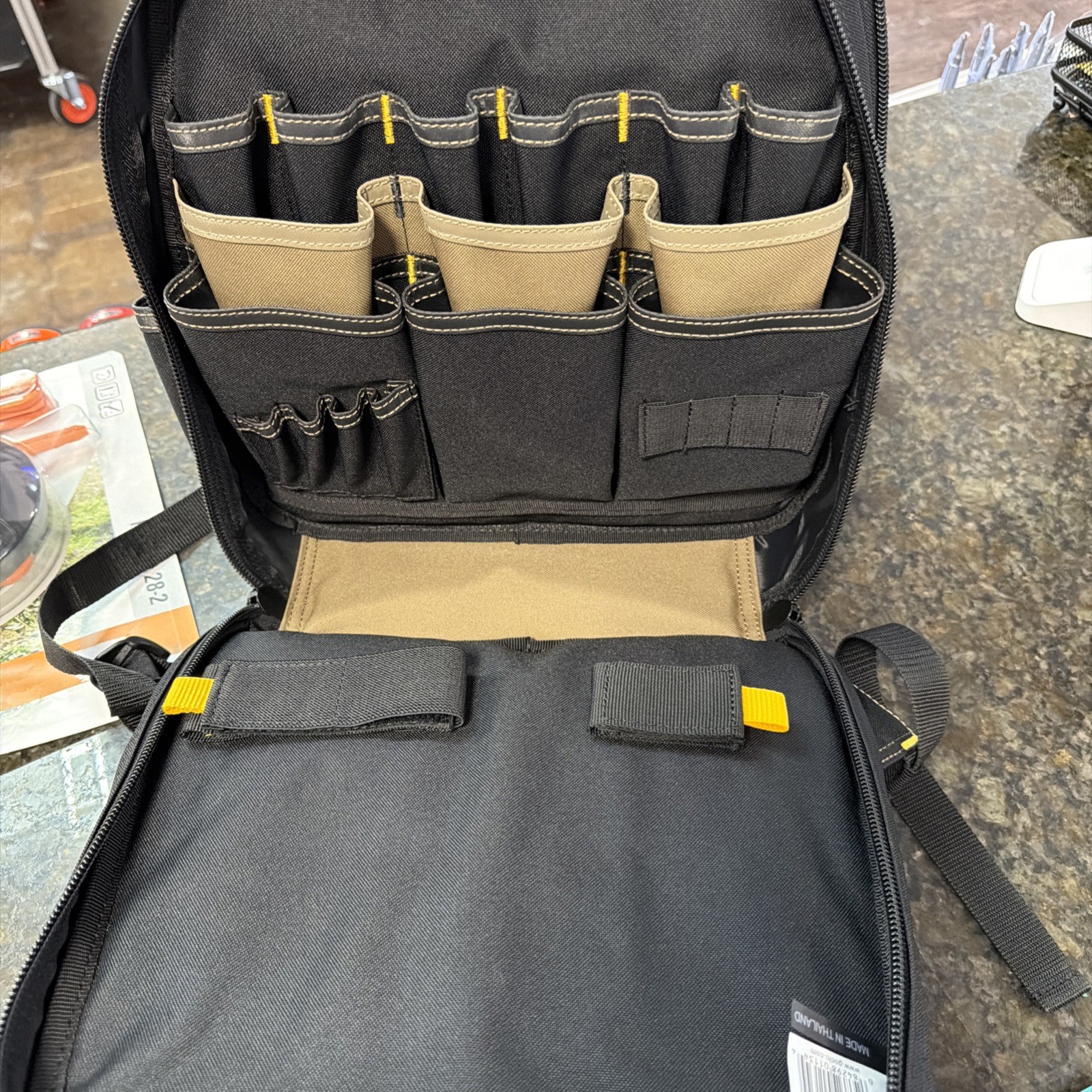 Custom LeatherCraft 1134 Tool Backpack Work Bag 44 Pocket Padded Straps NEW
