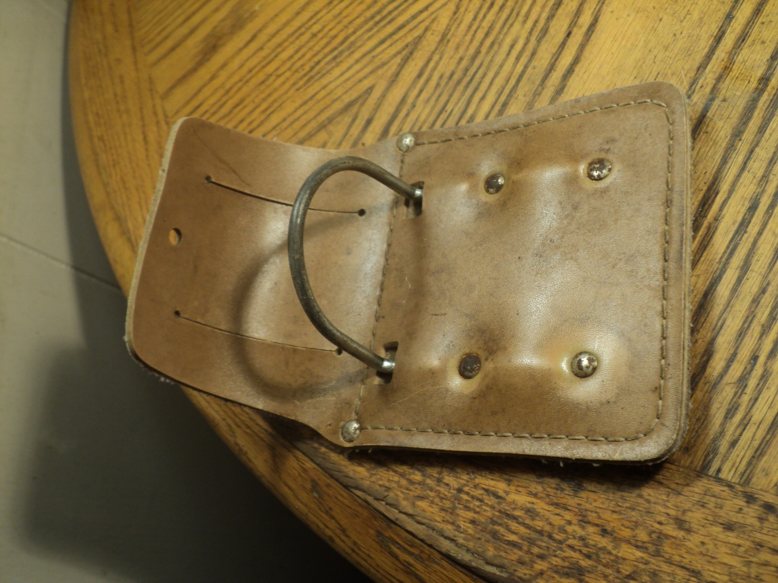 Vintage Leather Belt Mounted Hammer Holder Tool 8″ long Unbranded NEW?