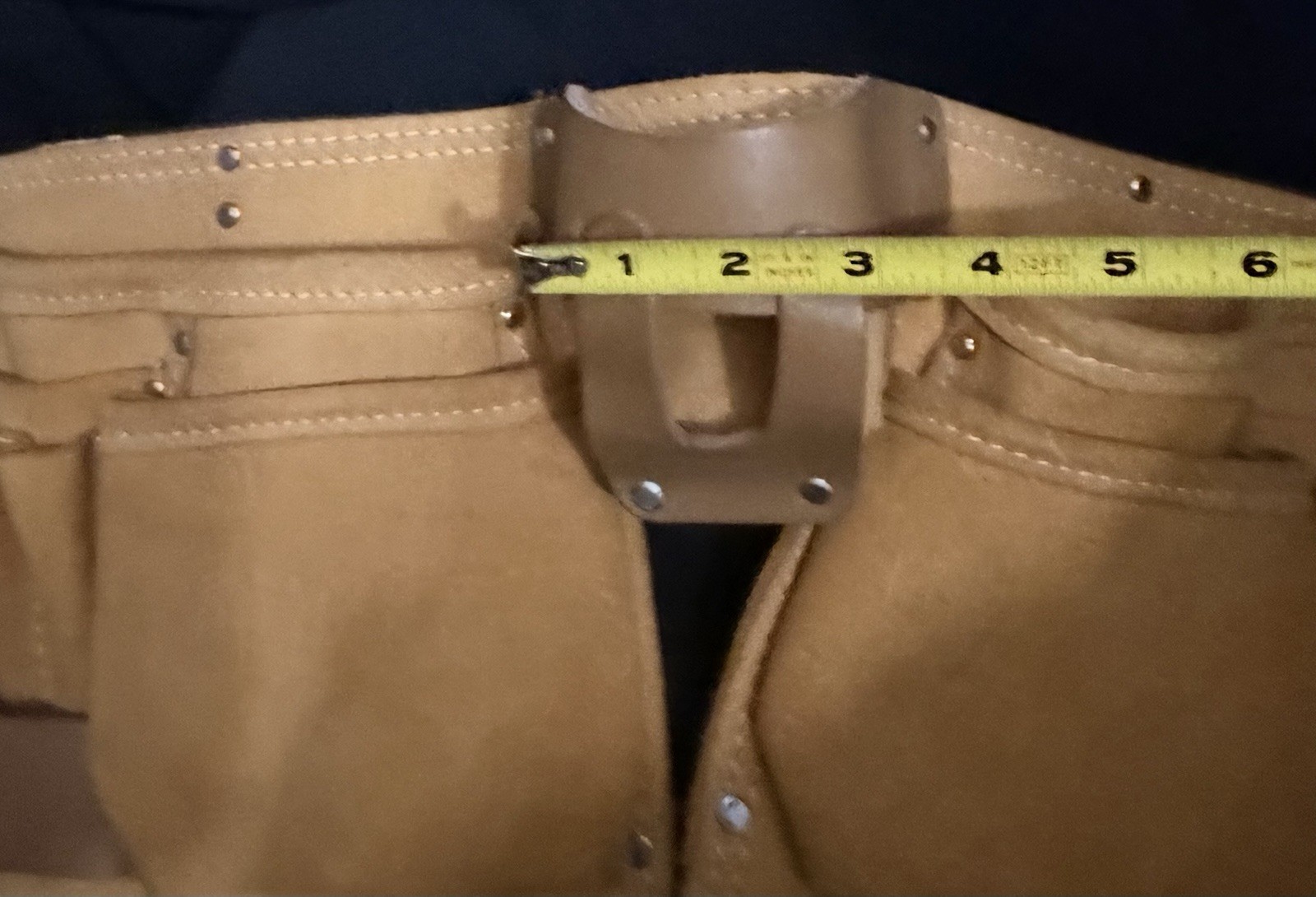 Preowned Unbranded EUC Leather Tool Pouch With Nylon Belt