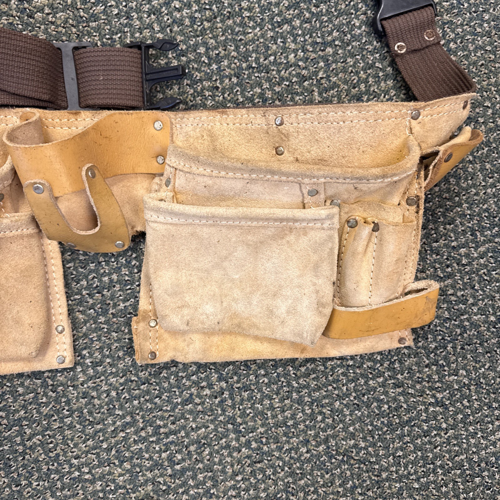 Vintage Unknown Brand Heavy Split Cowhide Leather Tool Belt 12 Pocket Unbranded