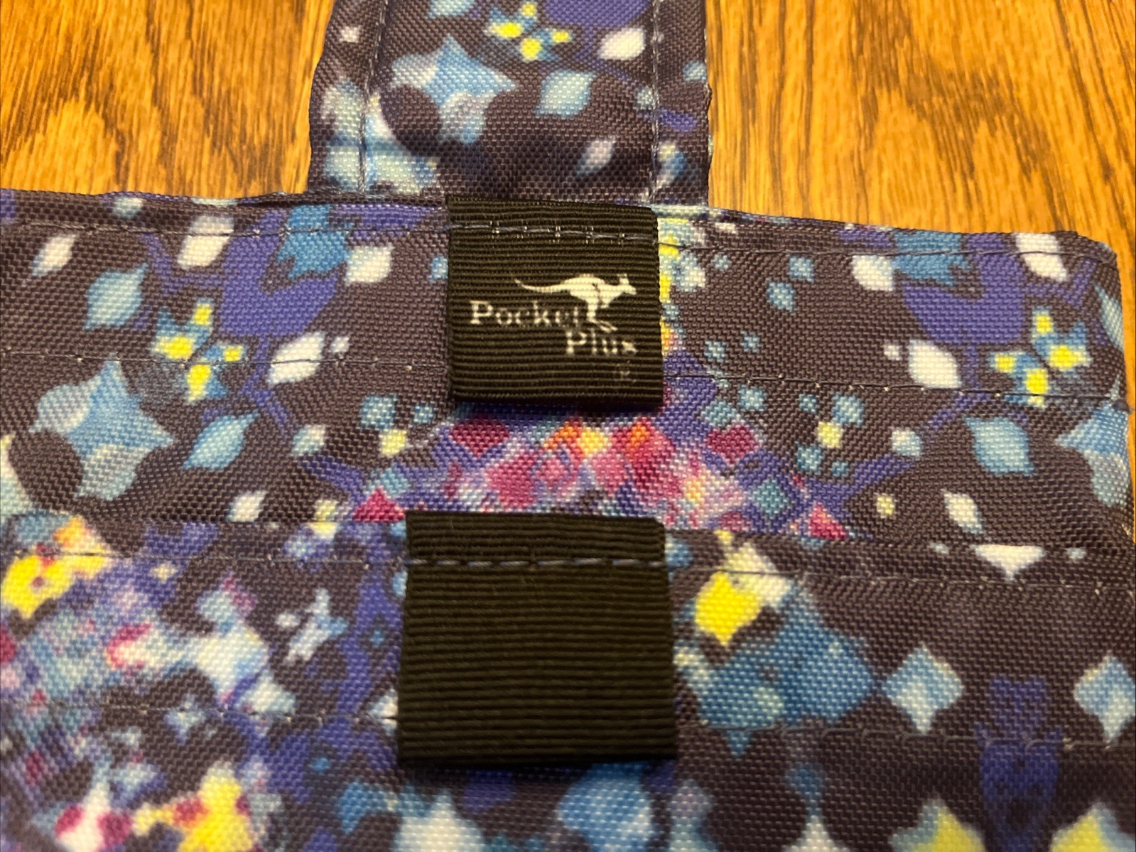 Large multi use Pocket Plus Magnetic pouch Clip Bag 7 1/4” X 5 1/2”