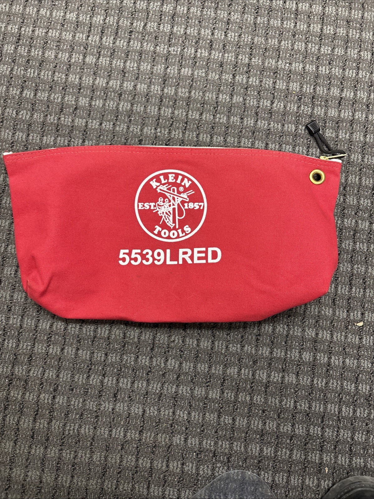 Klein Tools 5539LRED Canvas Bag with Zipper, Large Red