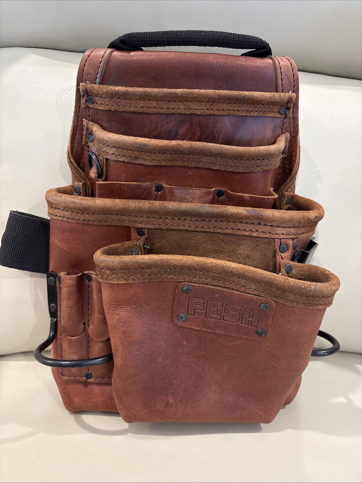 FESH 10+ Pocket Top Gain Leather Tool Pouch W/extra Large Pocket. No Belt