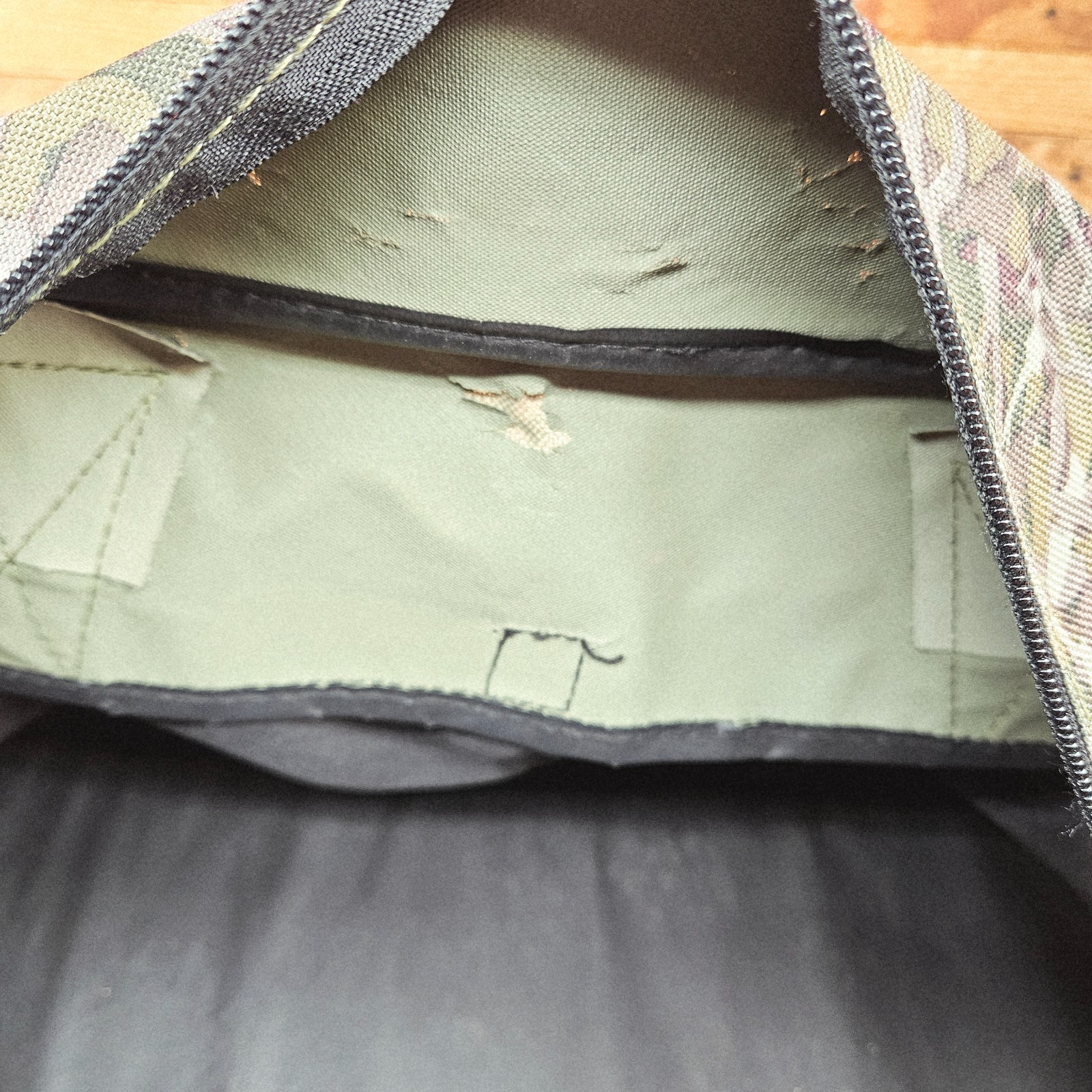 Vintage Snap-on tool Tool Camouflage Tool Bag w/Handles Zipper Closure Range Bag