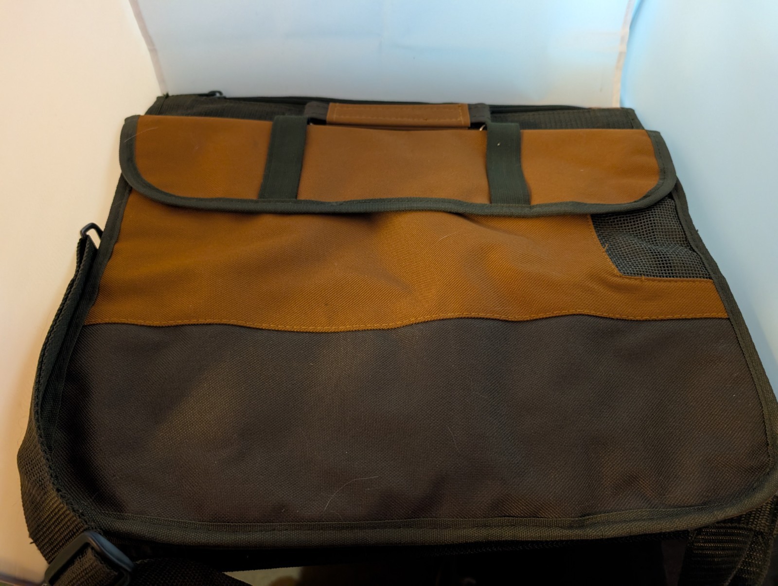 Bucket Boss Canvas Tool Messenger Style Shoulder Bag Work 17x13in