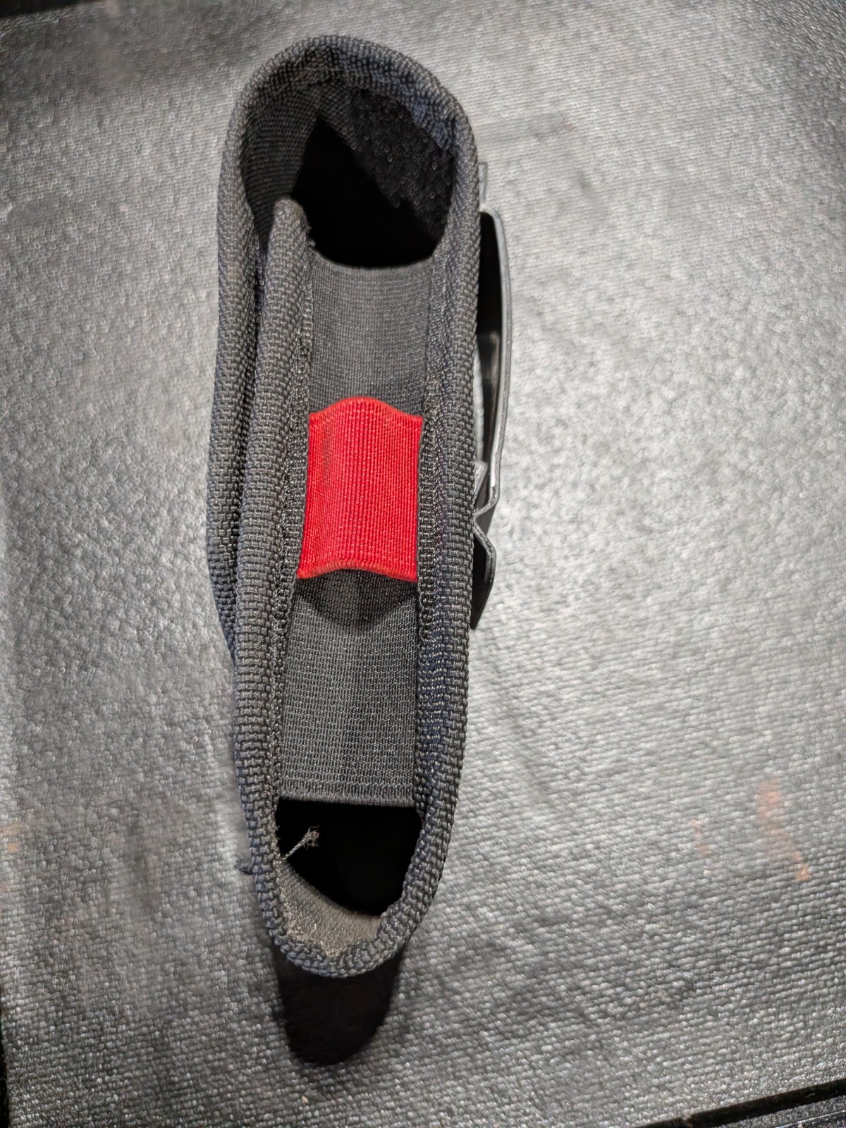 KNIPEX KNIPEX Fabric Tool Pouch with Belt Clip, Black & Red, 1 Item